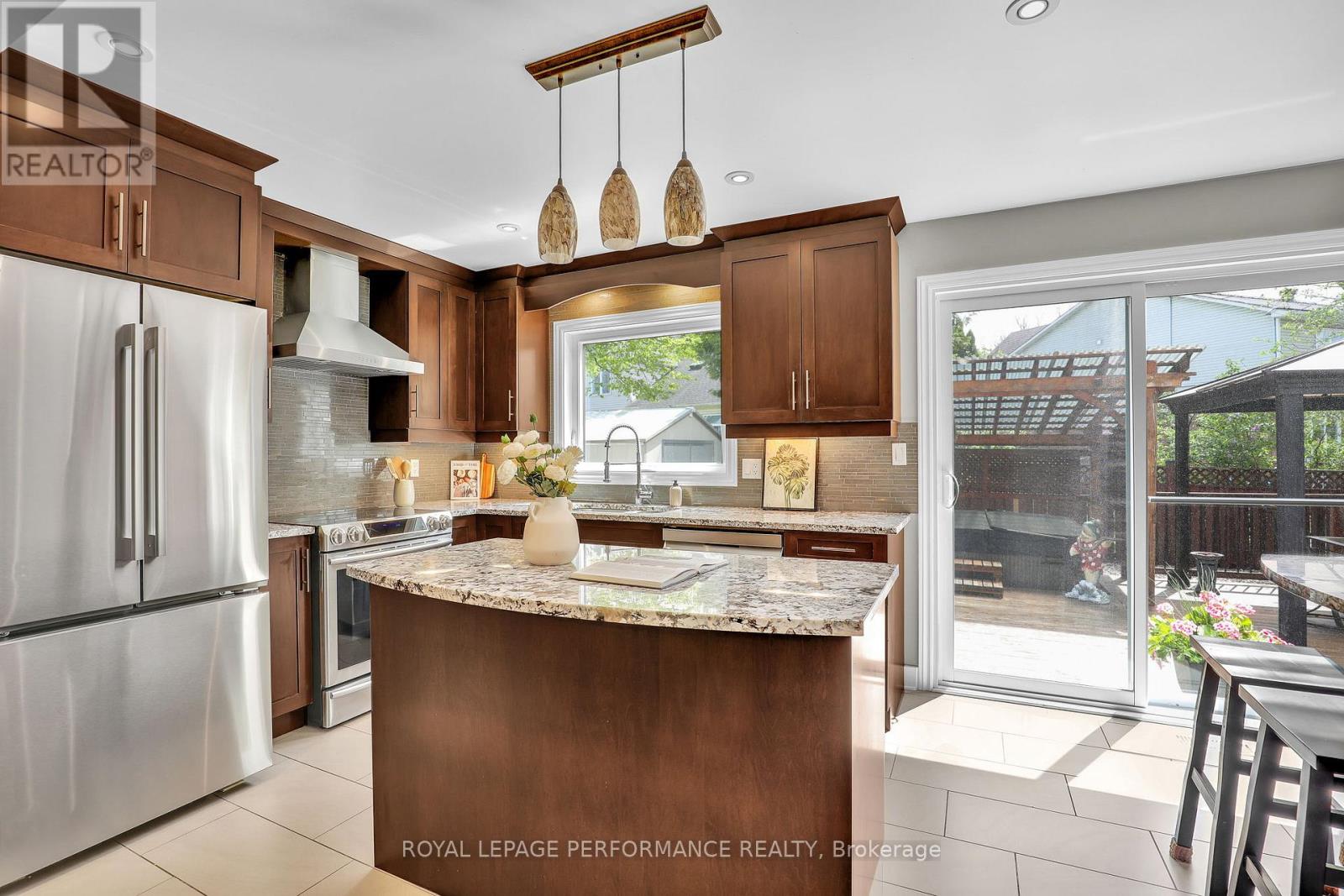 50 PICASSO DRIVE - 8