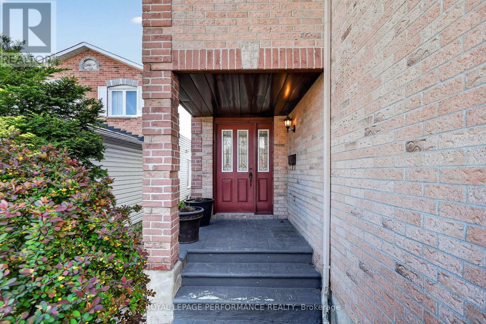 6592 WINDSONG AVENUE - 2