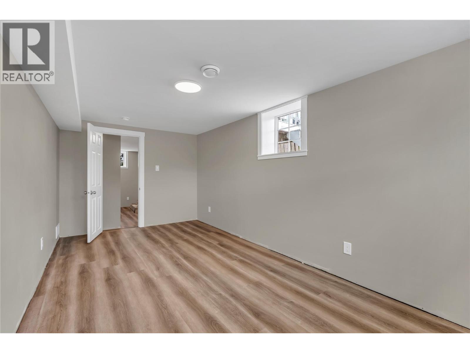460 Penticton Avenue - 20