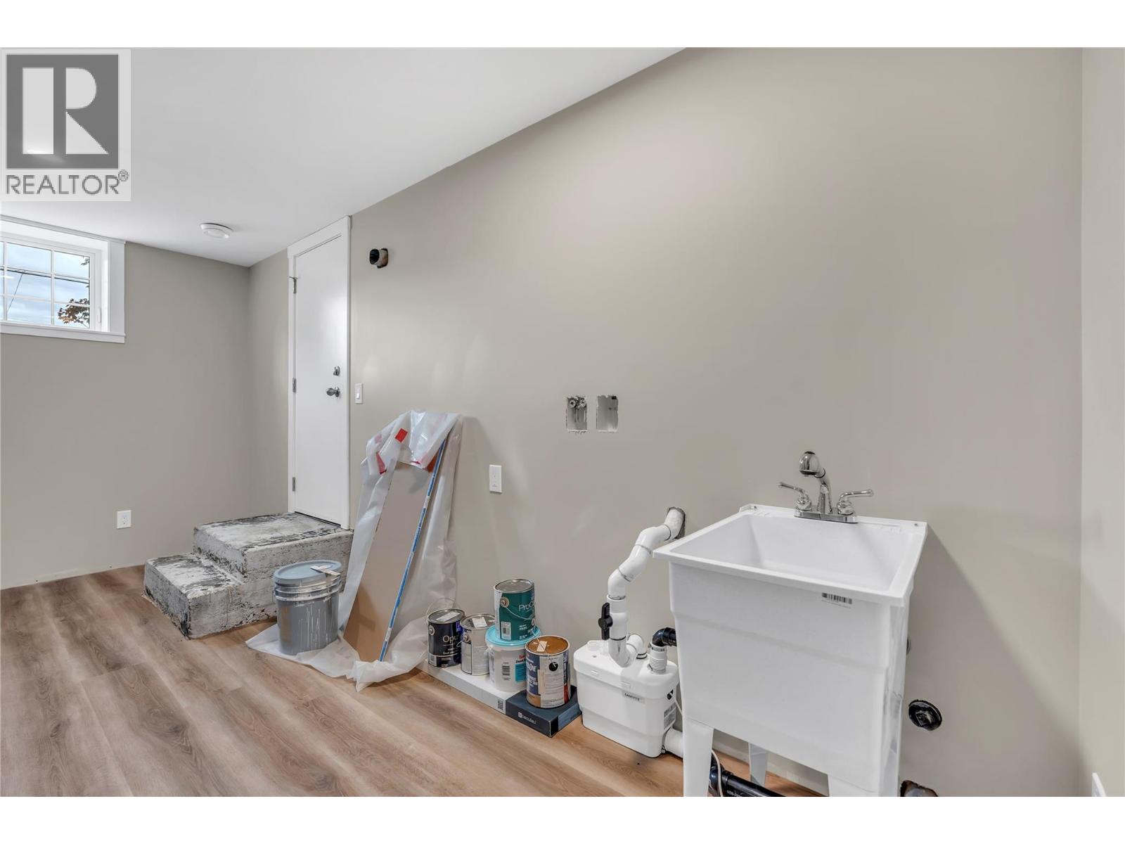 460 Penticton Avenue, Penticton