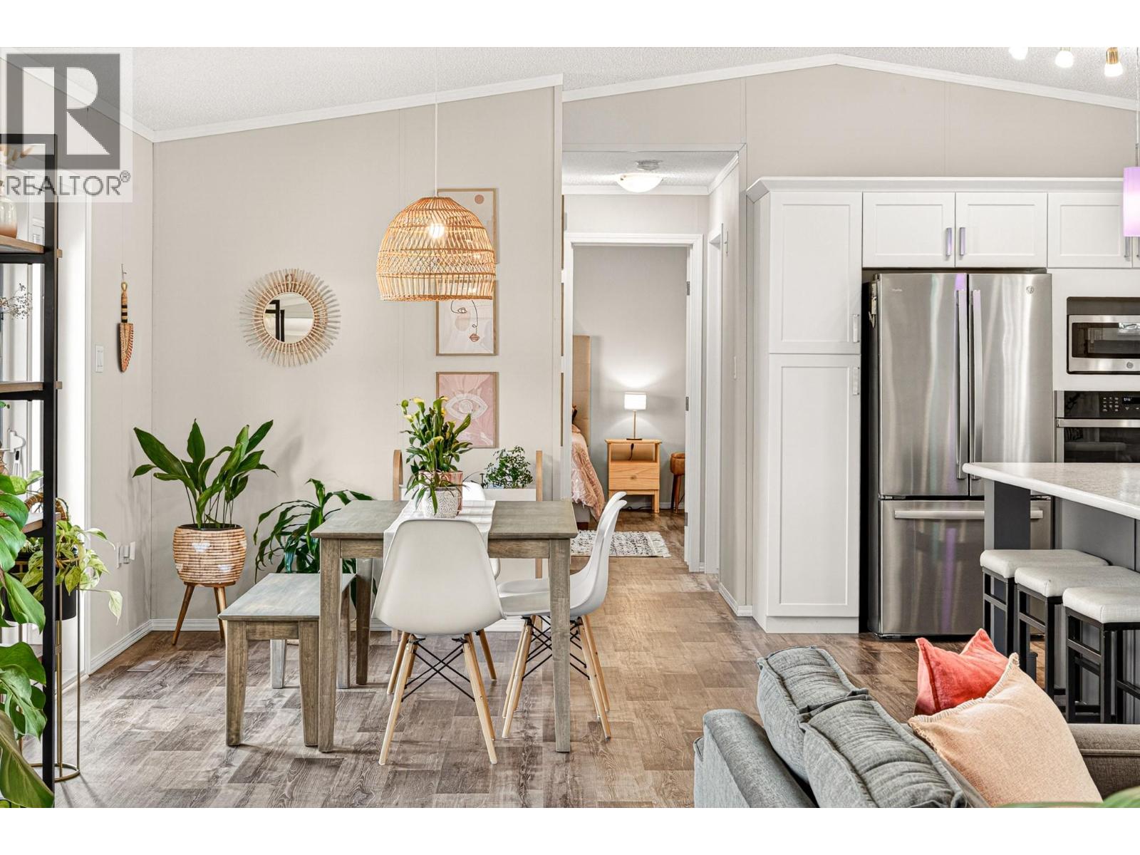 24 Darby Crescent - 24