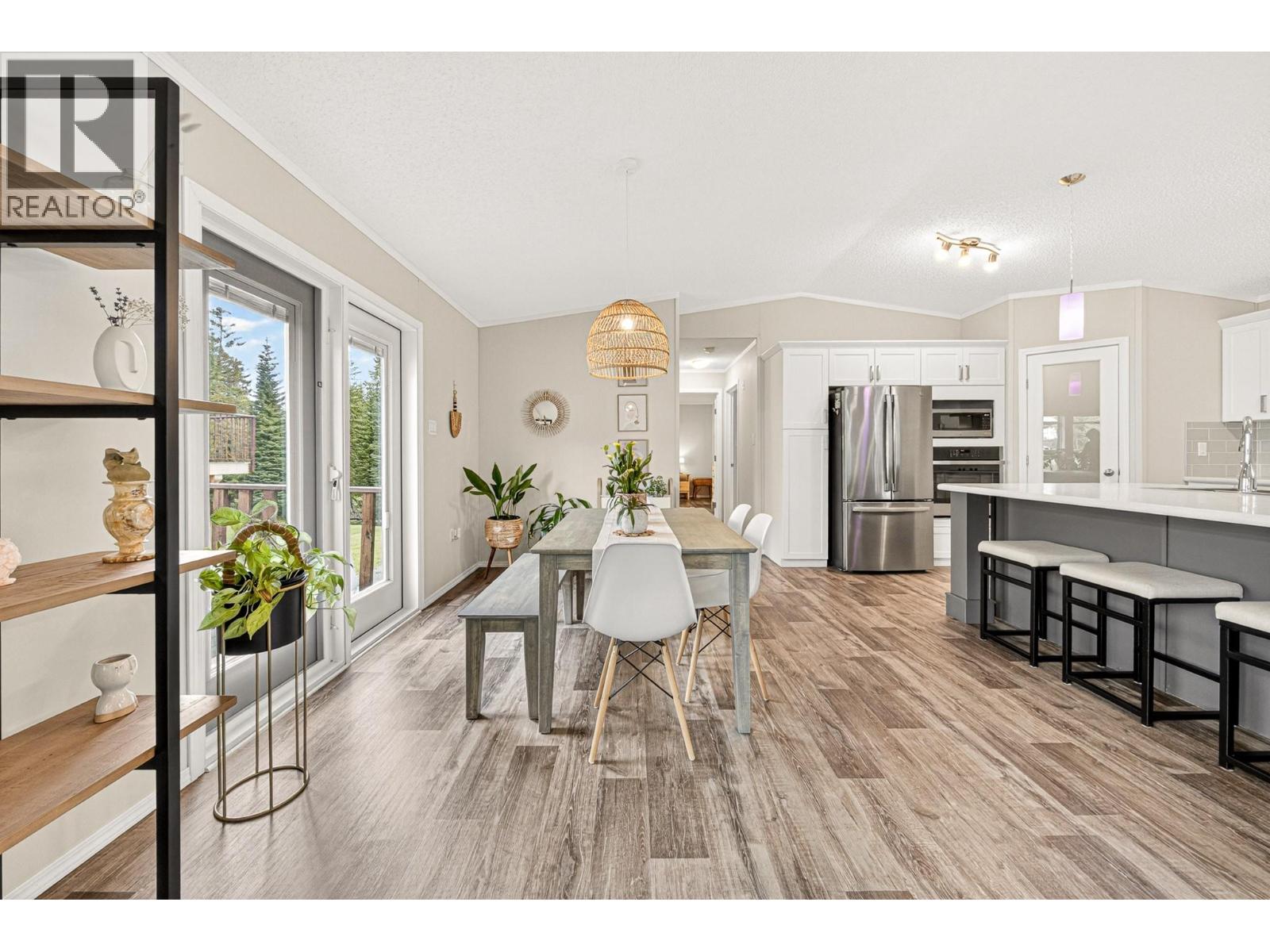 24 Darby Crescent - 23
