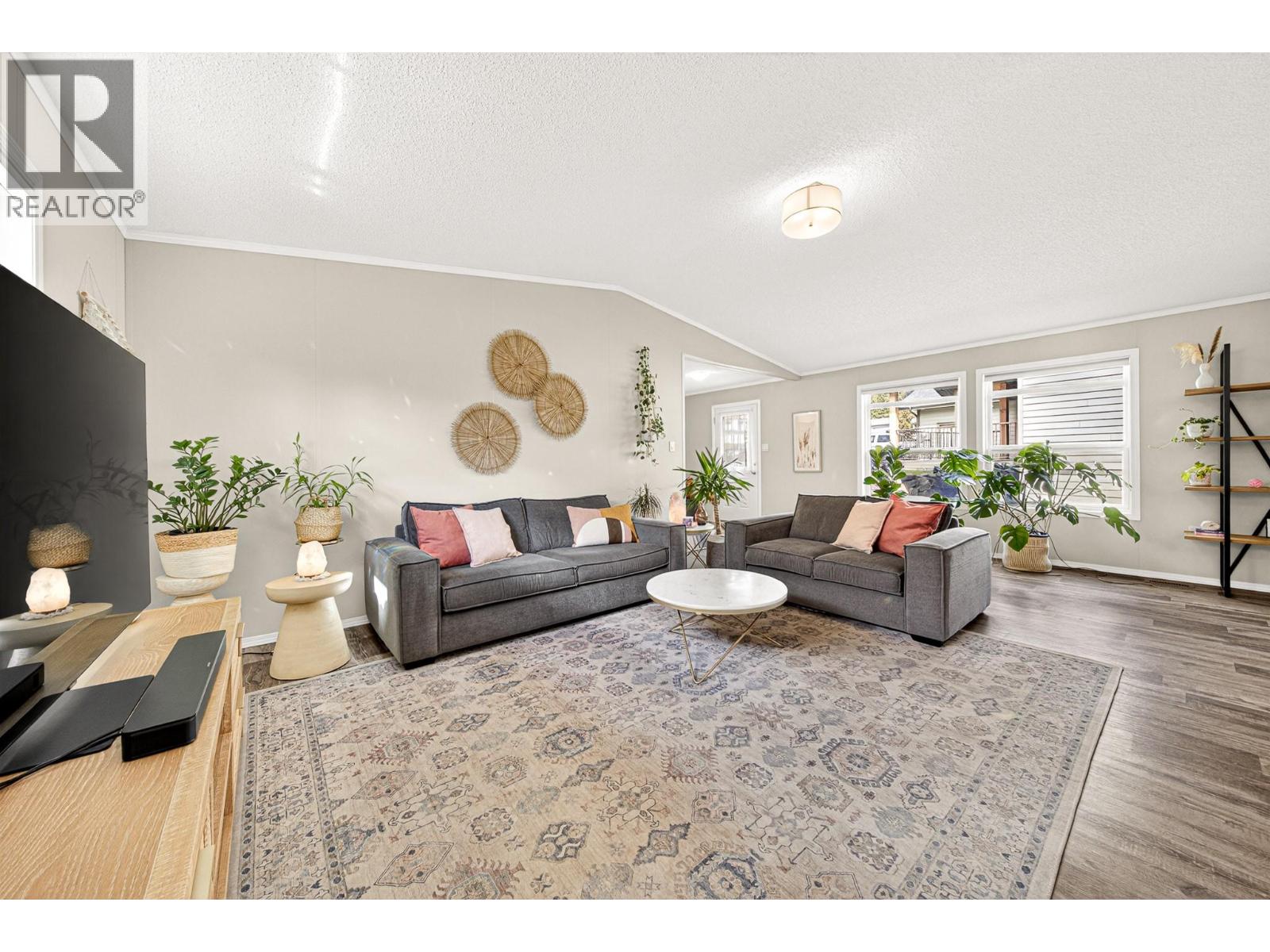 24 Darby Crescent - 10