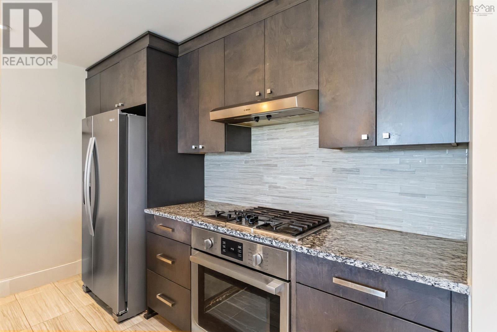 #701 67 Kings Wharf Place - 12