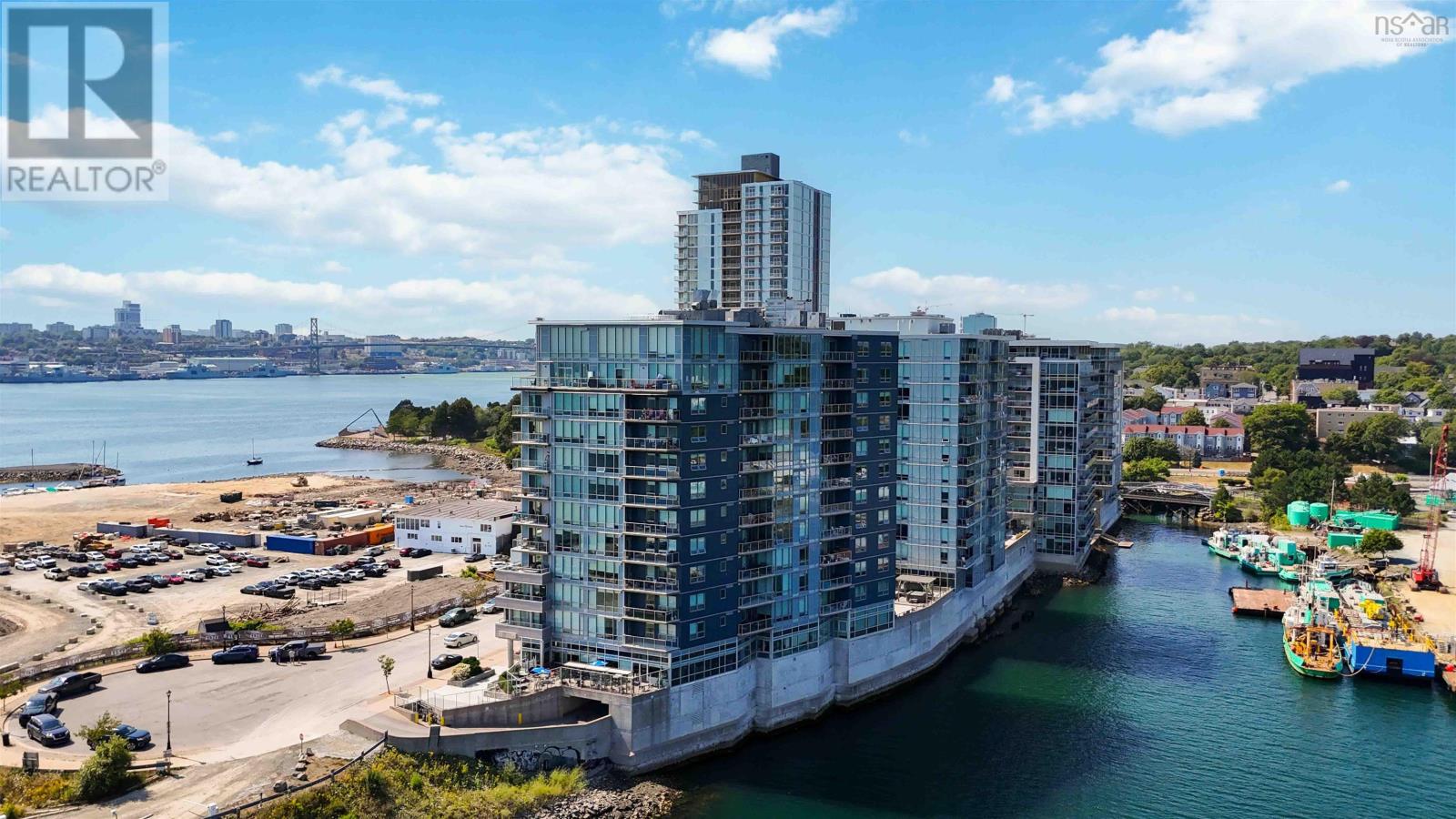 #701 67 Kings Wharf Place - 3
