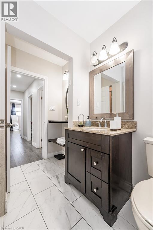 25 HAHN Place Unit# MAIN, Kitchener, Ontario, N2M1R4 — Photo 26