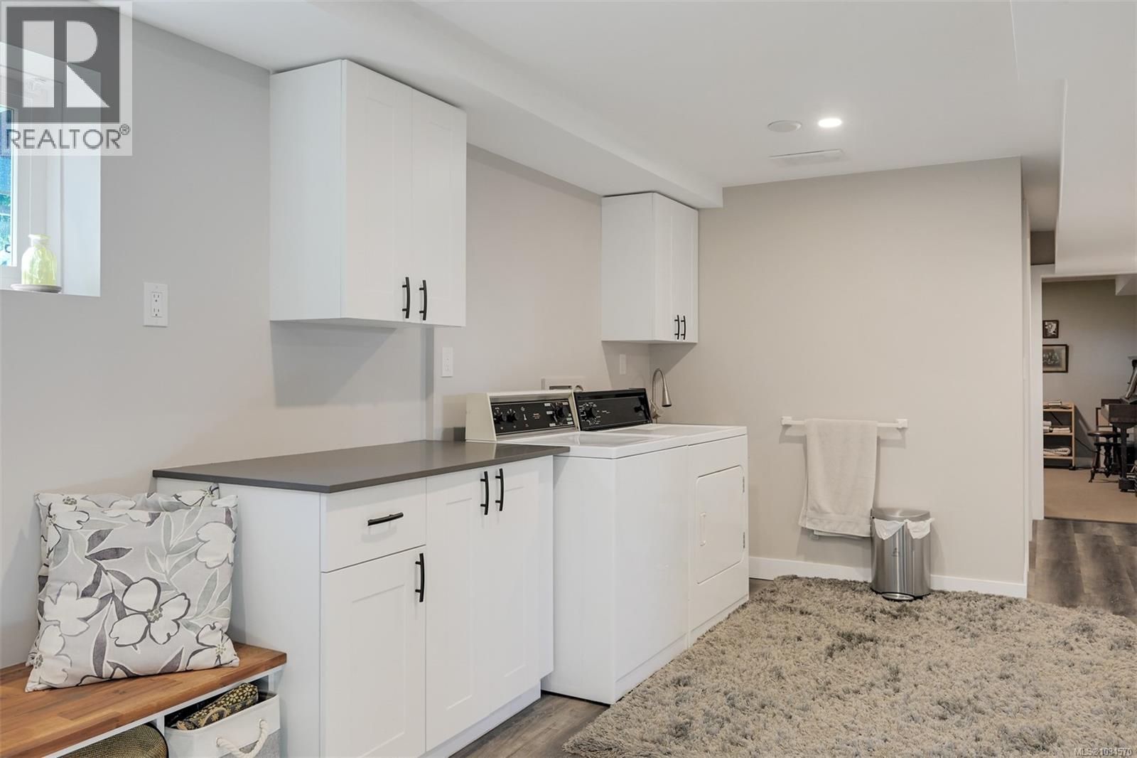 6635 Buena Vista Rd - 48