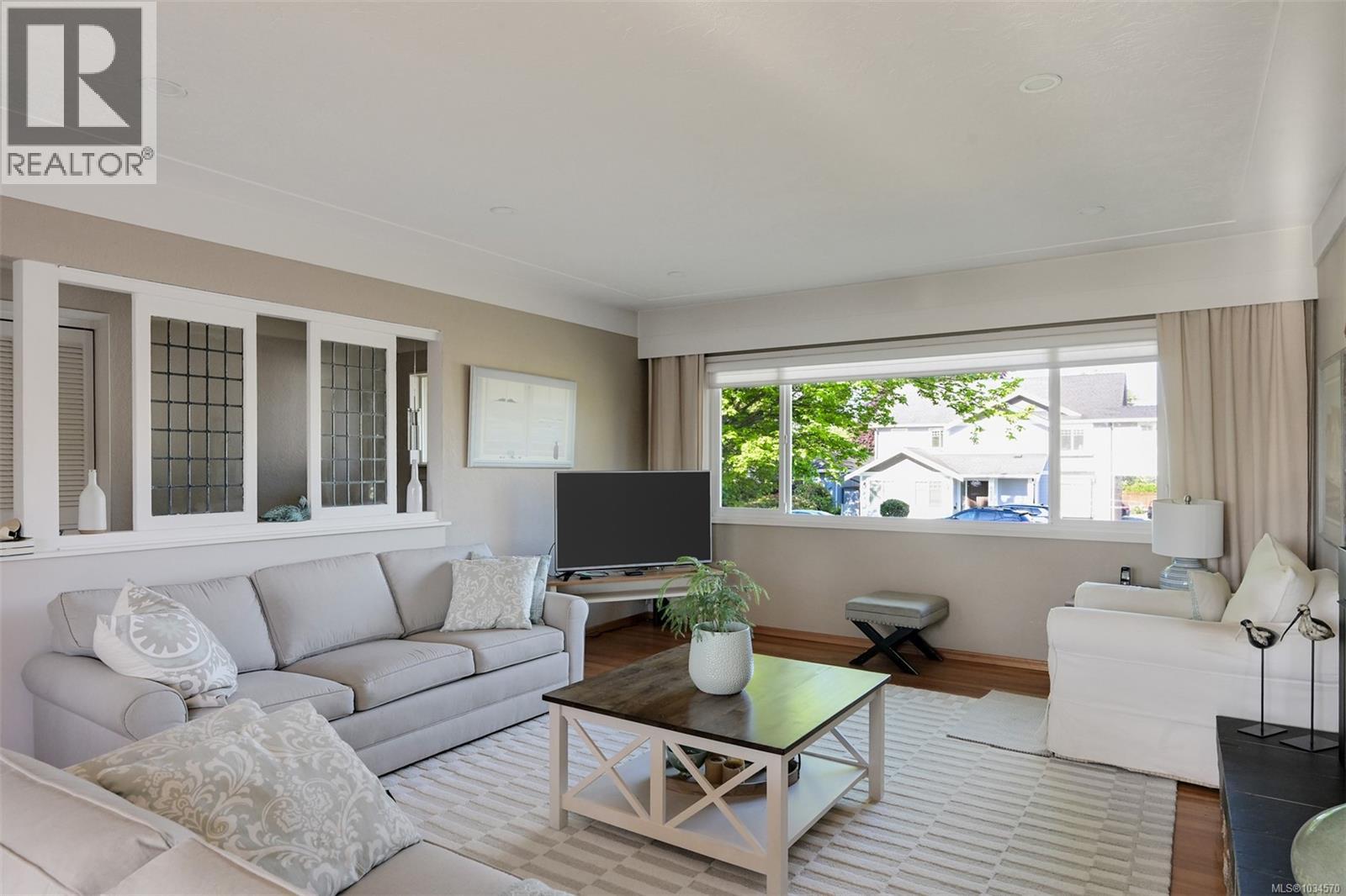 6635 Buena Vista Rd - 2