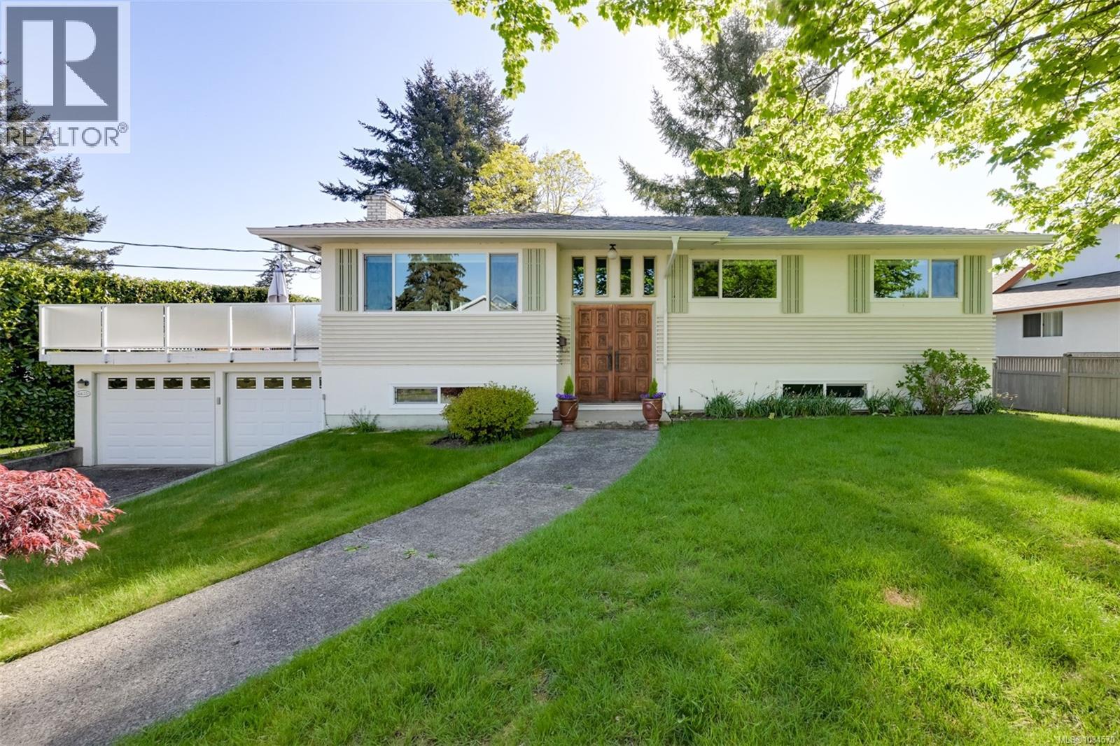 6635 Buena Vista Rd - 1