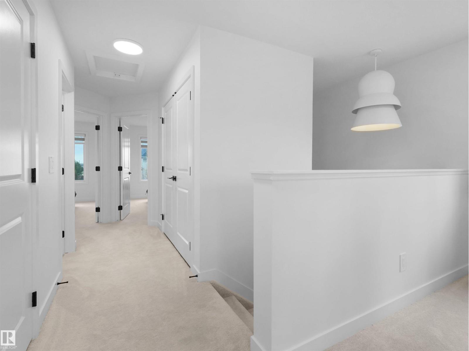 16252 19 AV SW - 19