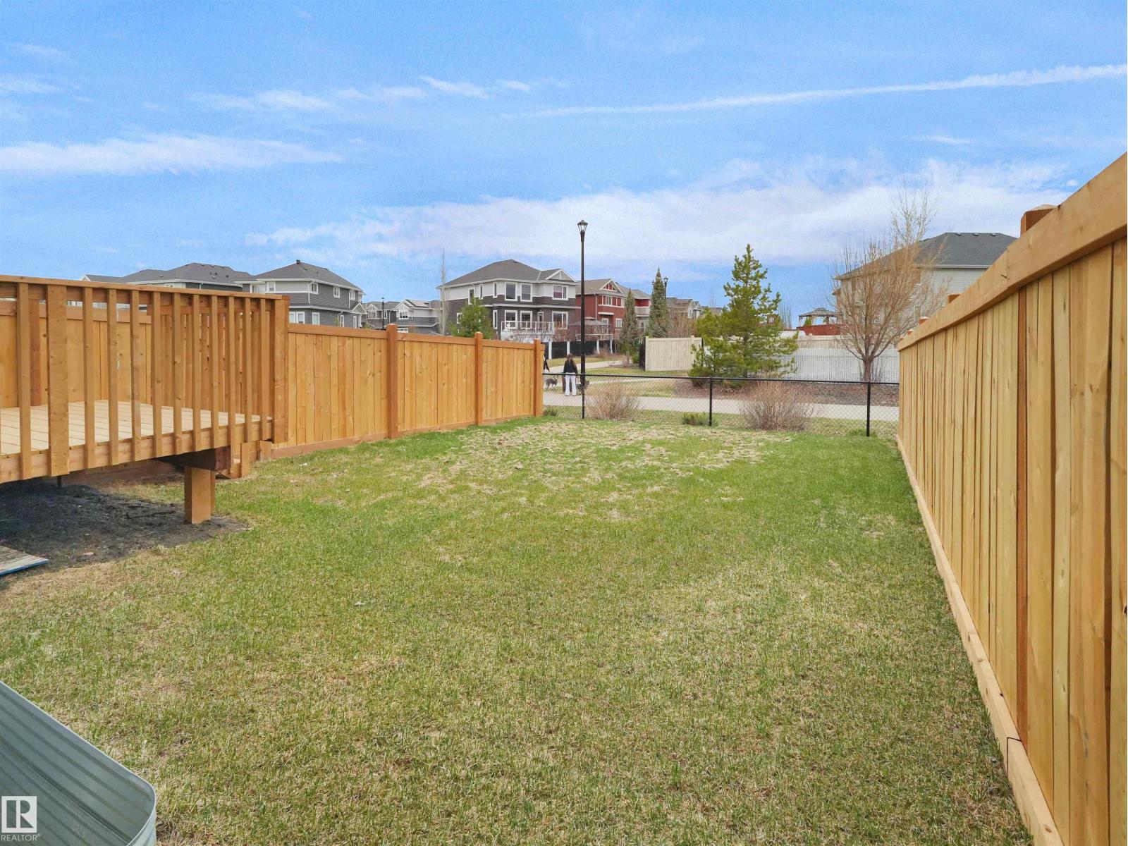 16252 19 AV SW - 53