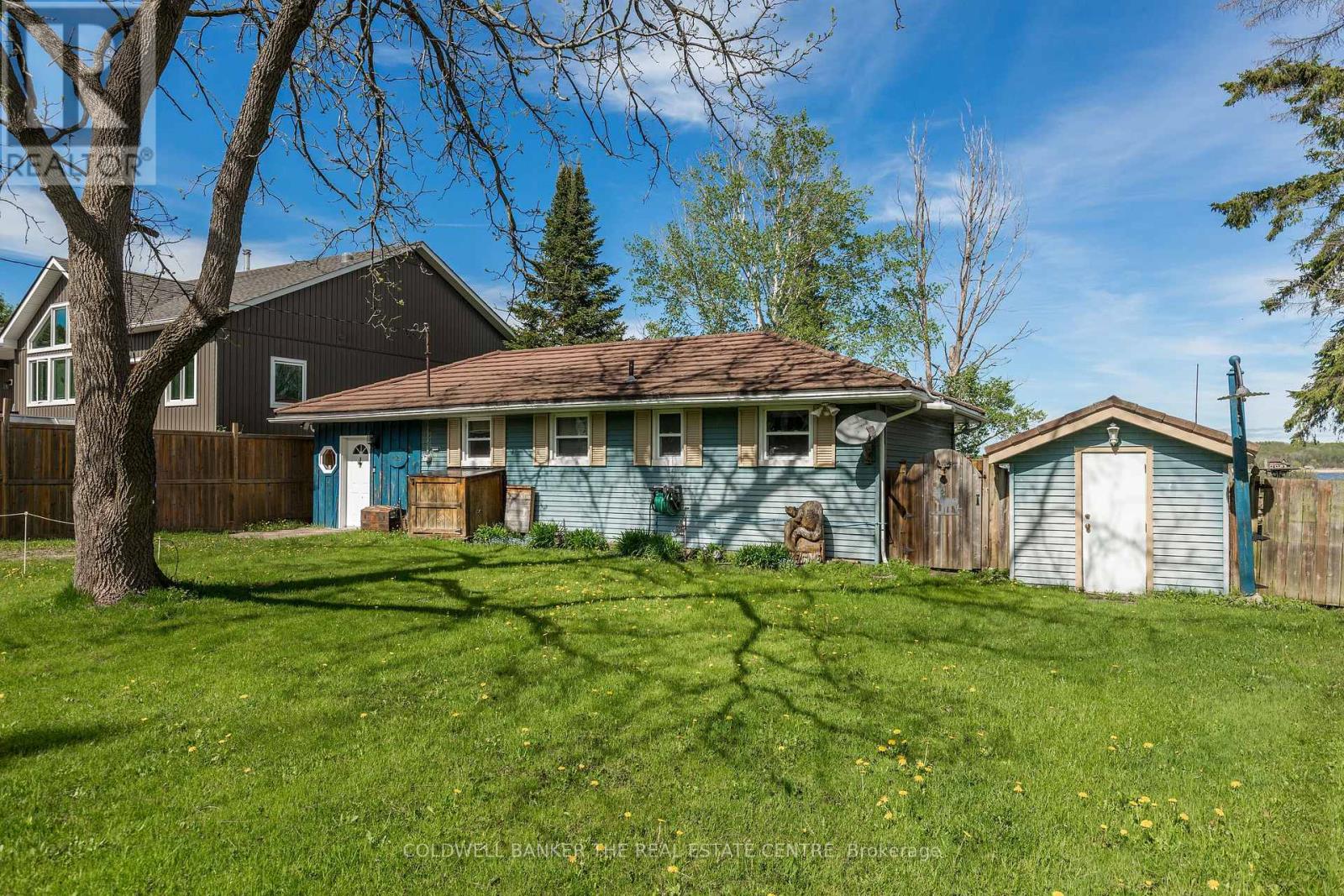 121 MASKINONGE ROAD - 4