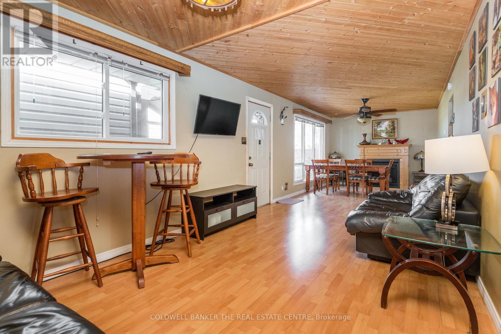 121 MASKINONGE ROAD - 5