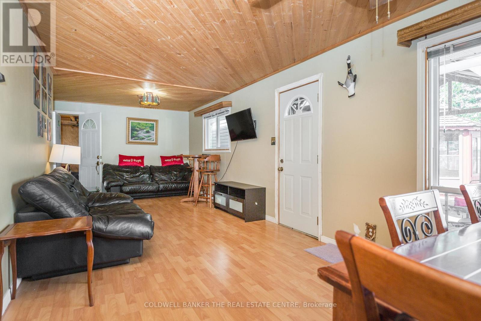 121 MASKINONGE ROAD - 6