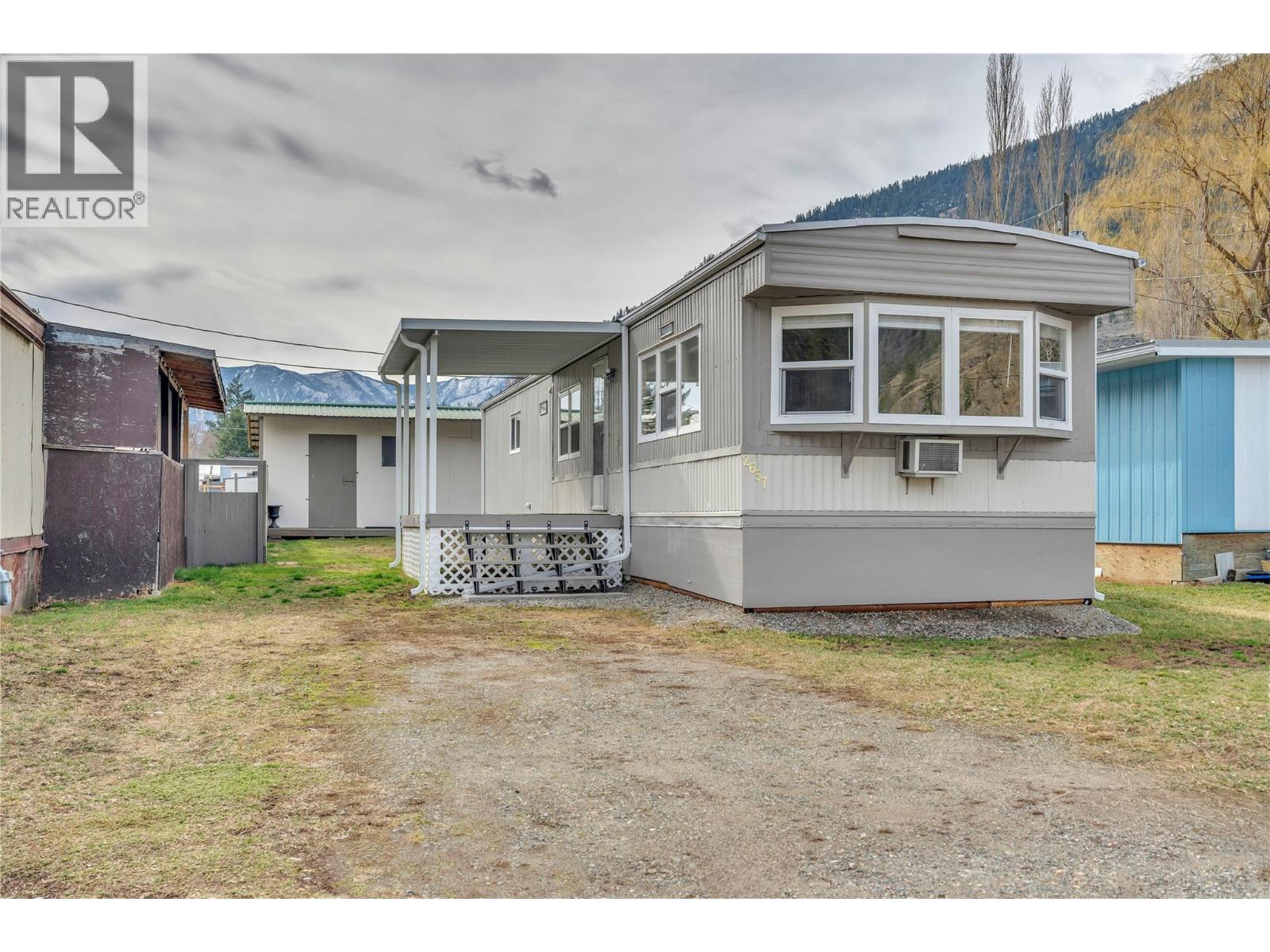 2657 1st Street, Olalla