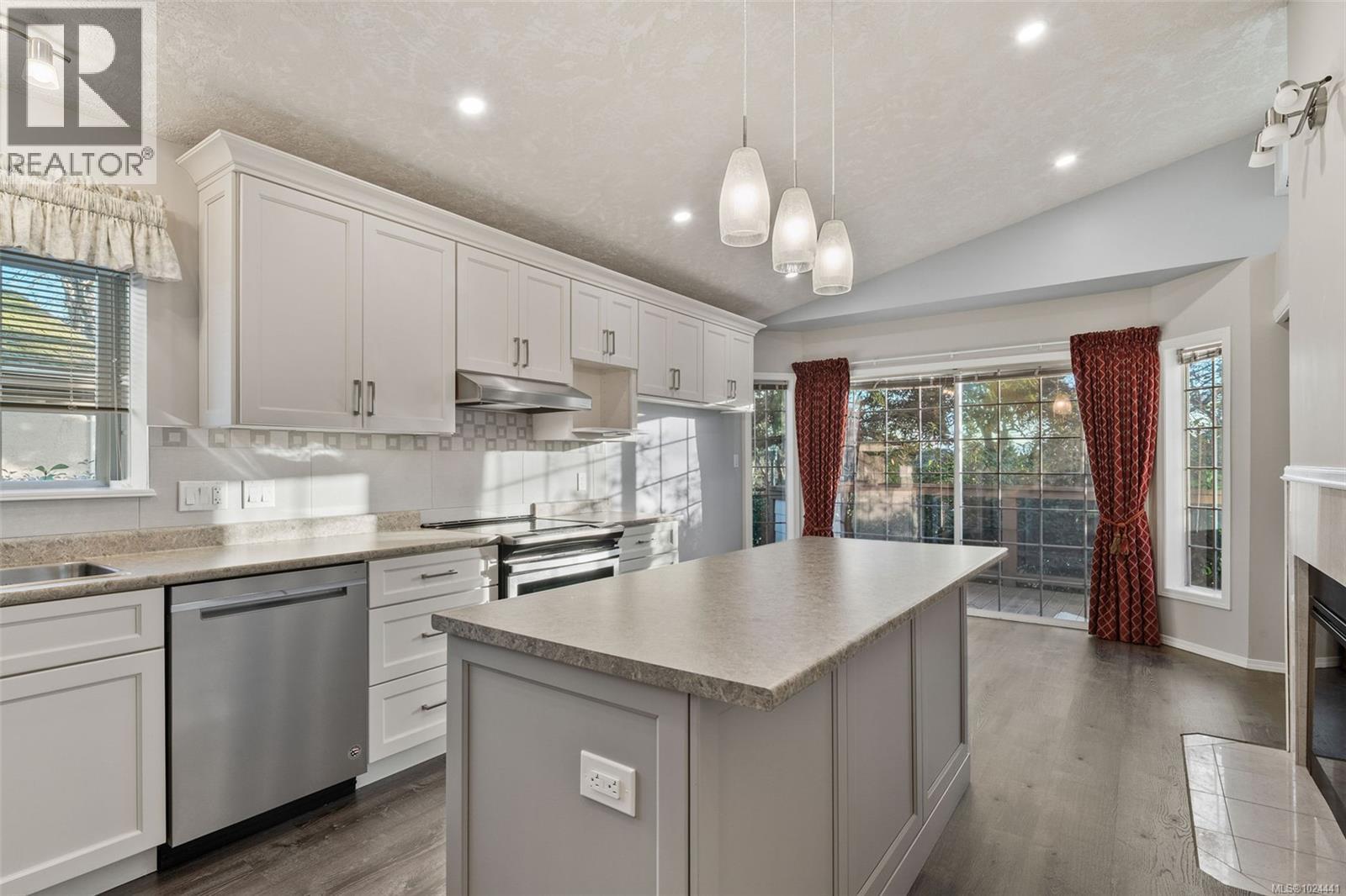 #22 901 Kentwood Lane - 13
