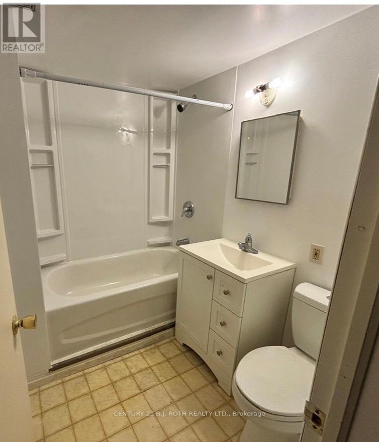 17 BURBANK PLACE - 6