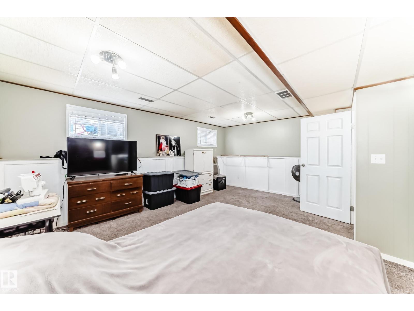 15611 83A ST NW - 24
