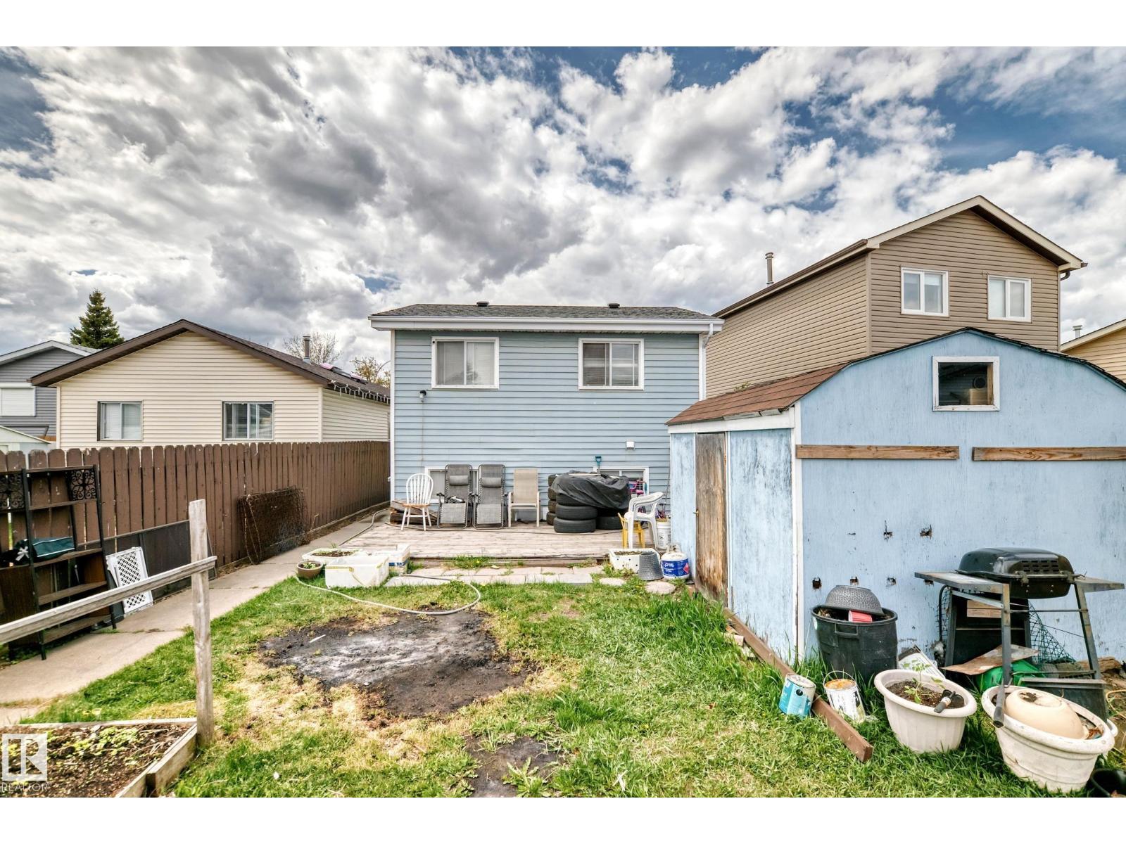 15611 83A ST NW - 35