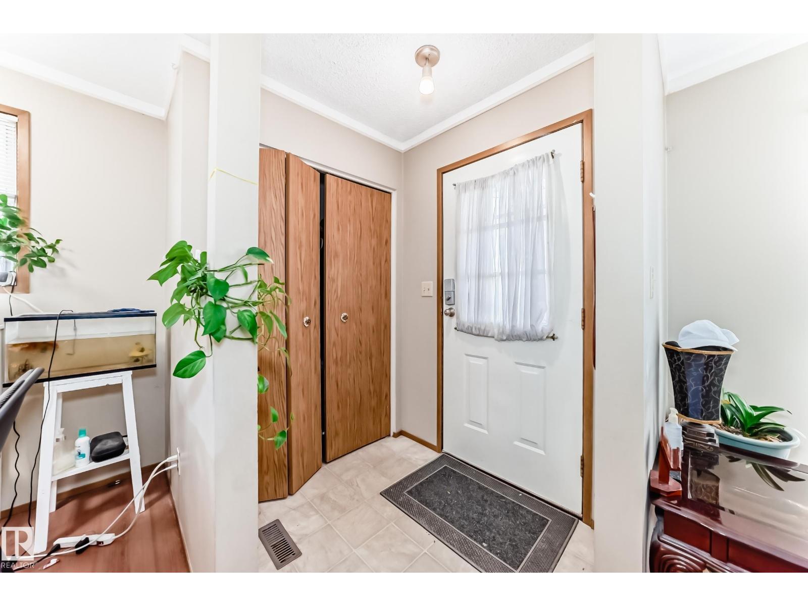 15611 83A ST NW - 4
