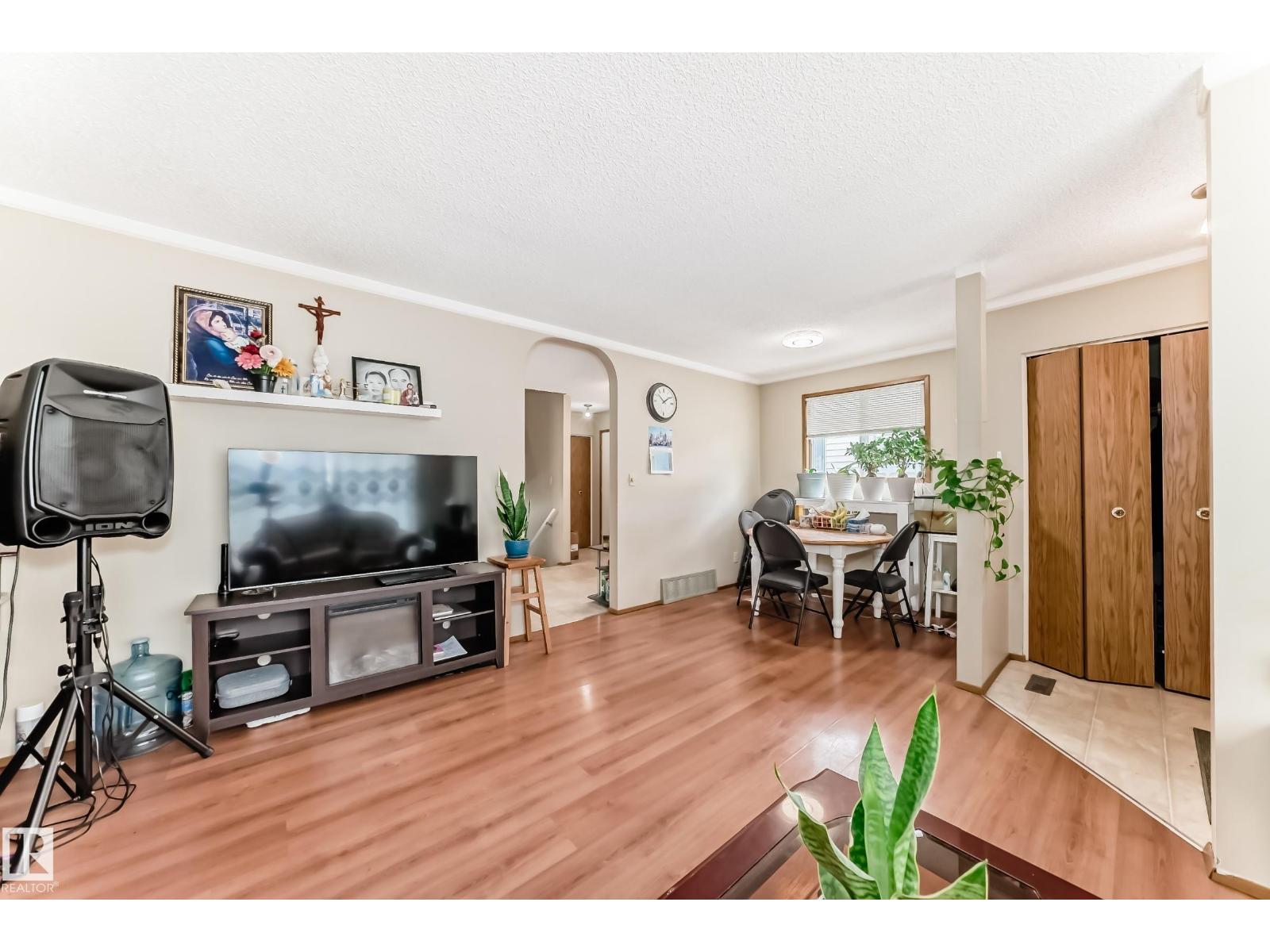 15611 83A ST NW - 7