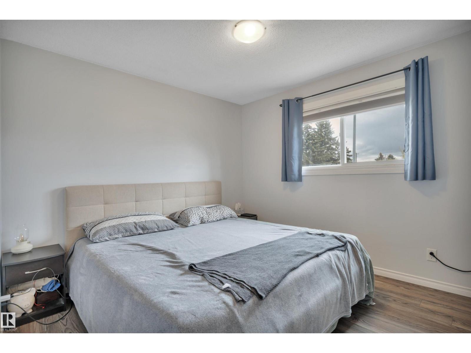 13432 58 ST NW - 19