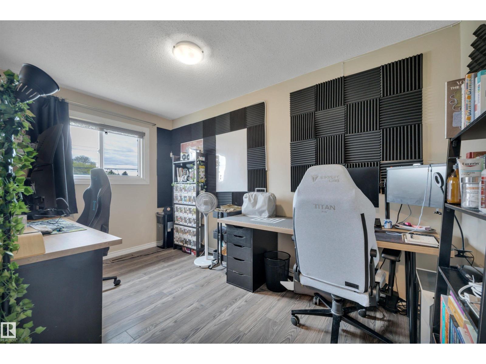 13432 58 ST NW - 22