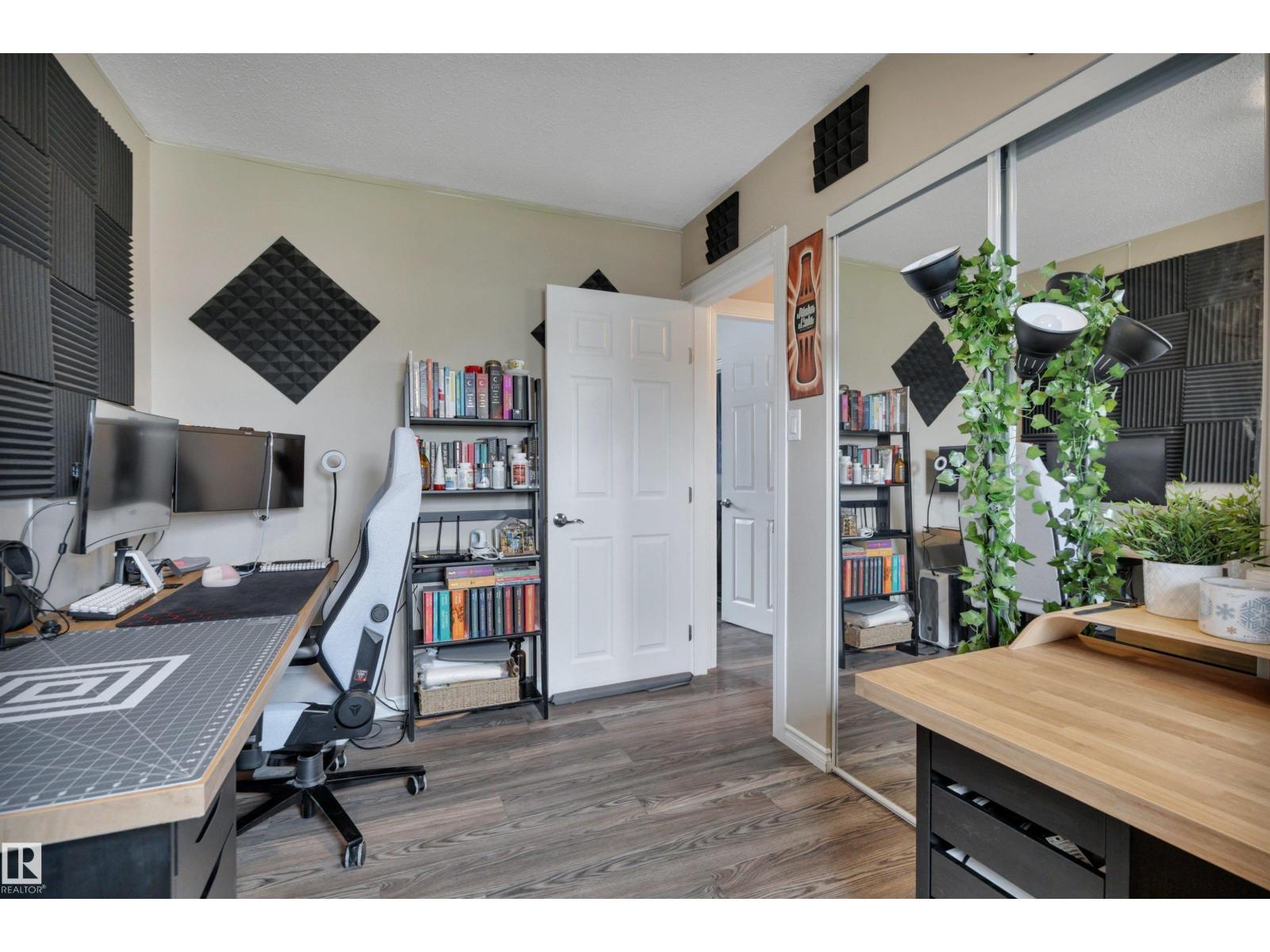 13432 58 ST NW - 24