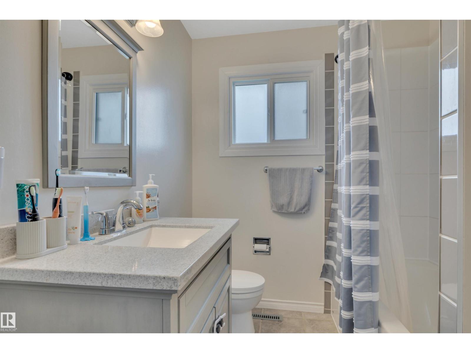 13432 58 ST NW - 28