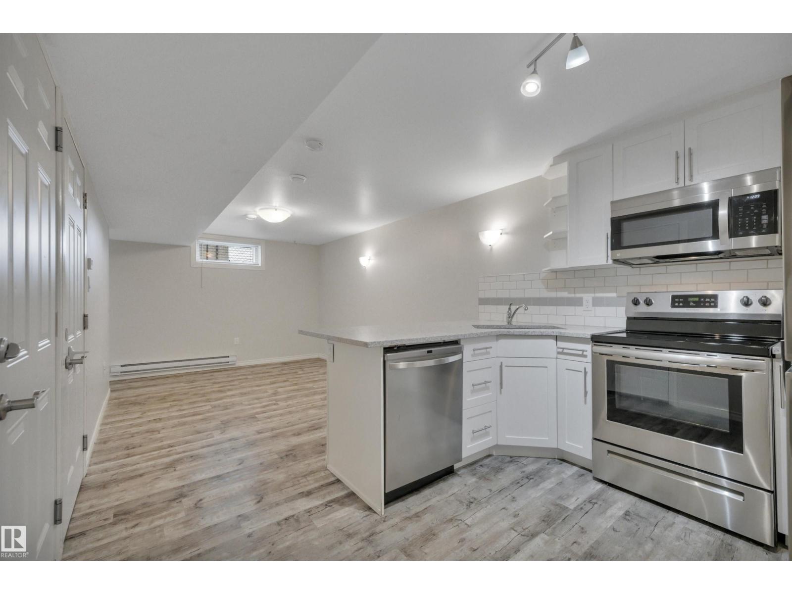 13432 58 ST NW - 34