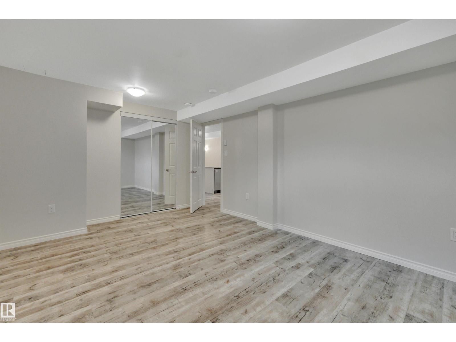 13432 58 ST NW - 41