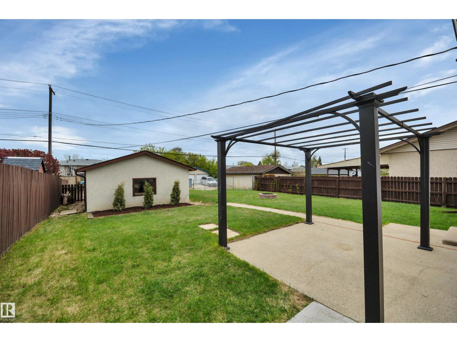 13432 58 ST NW - 47