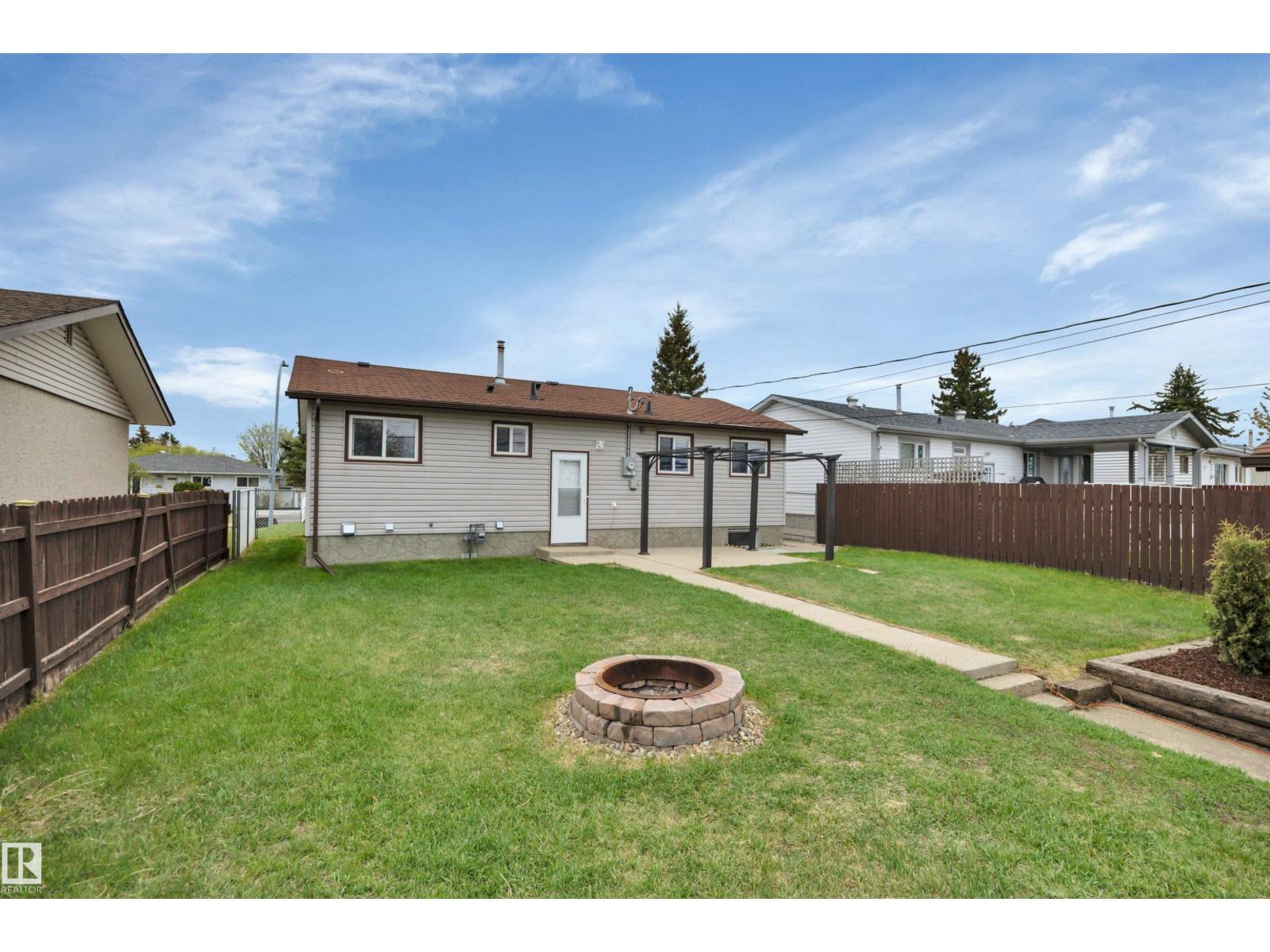 13432 58 ST NW - 48