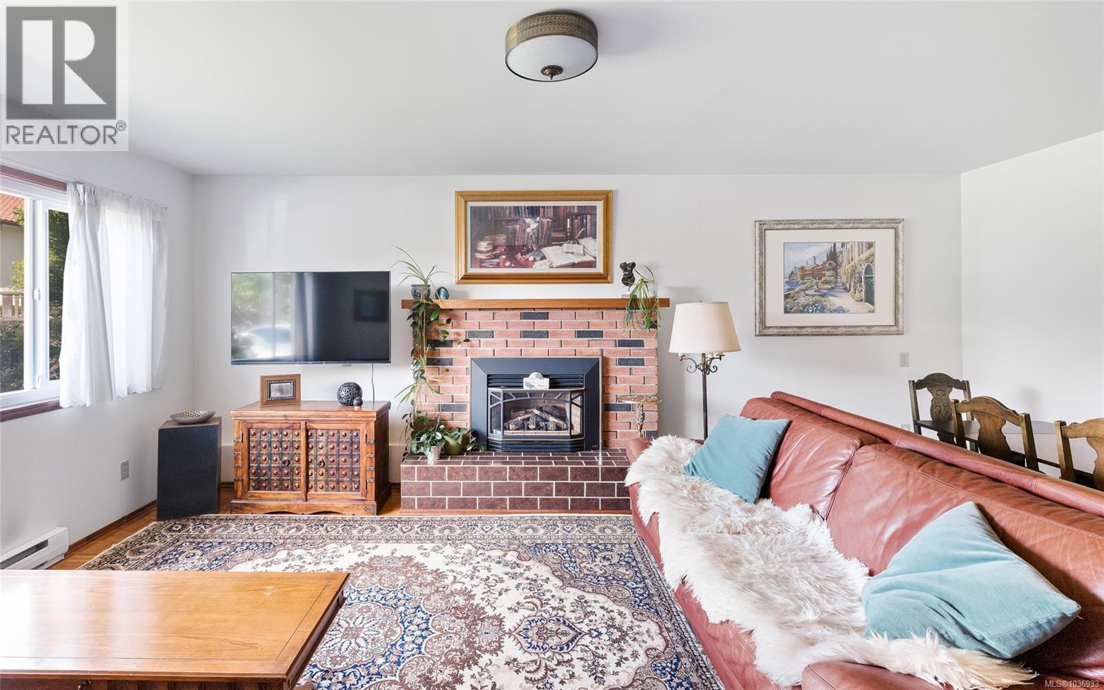 4098 Orion Pl, Saanich