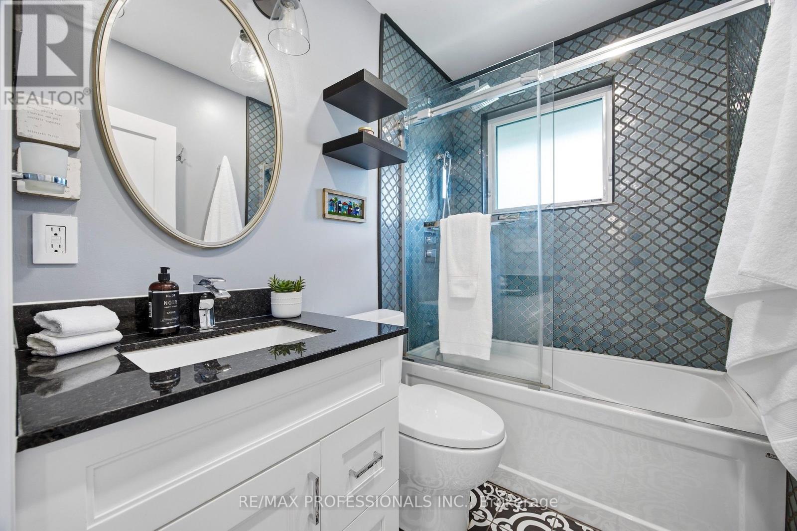 33 BRAMPTON ROAD - 18