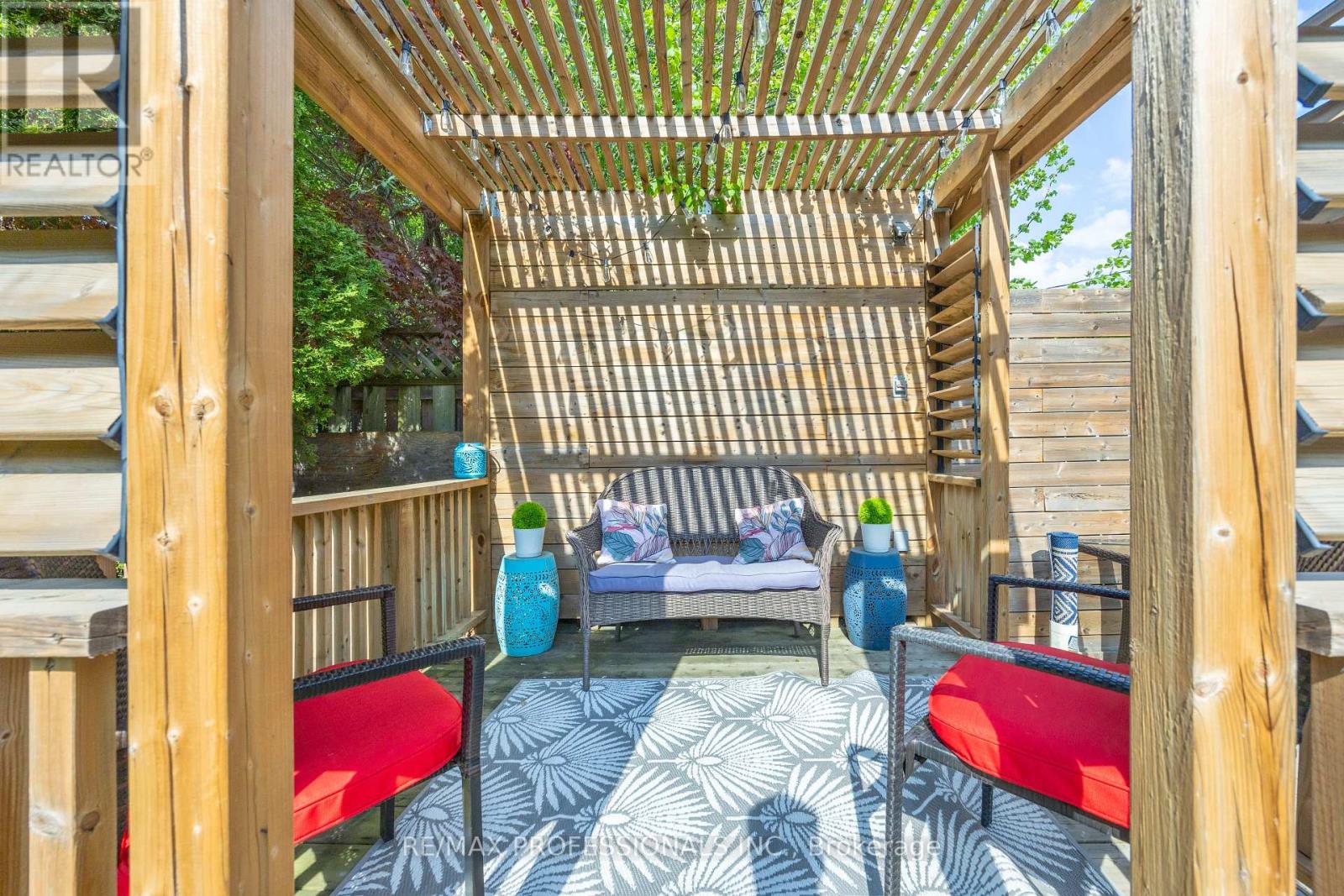 33 BRAMPTON ROAD - 41