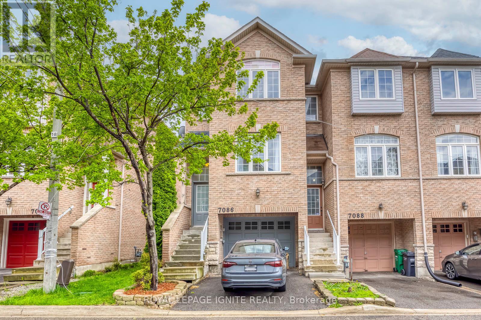 7086 FAIRMEADOW CRESCENT - 1