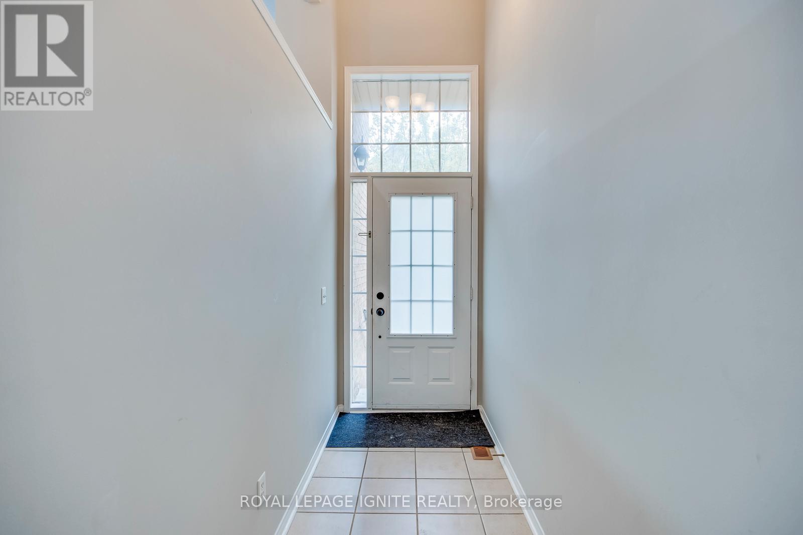 7086 FAIRMEADOW CRESCENT - 4
