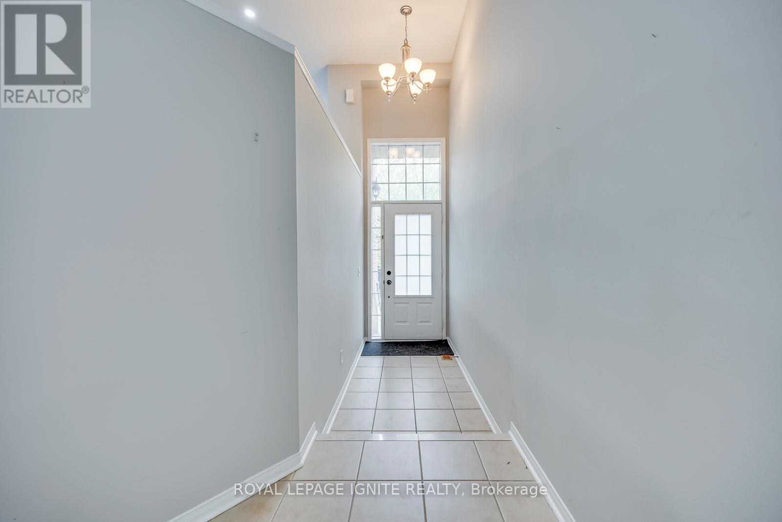 7086 FAIRMEADOW CRESCENT - 5