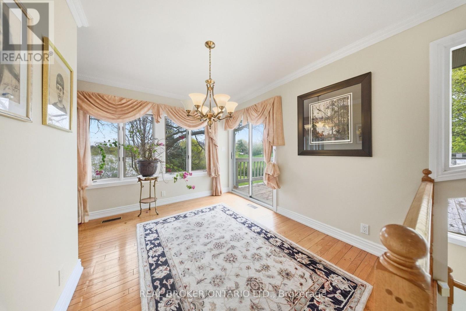 529 CONSERVATION DRIVE - 13