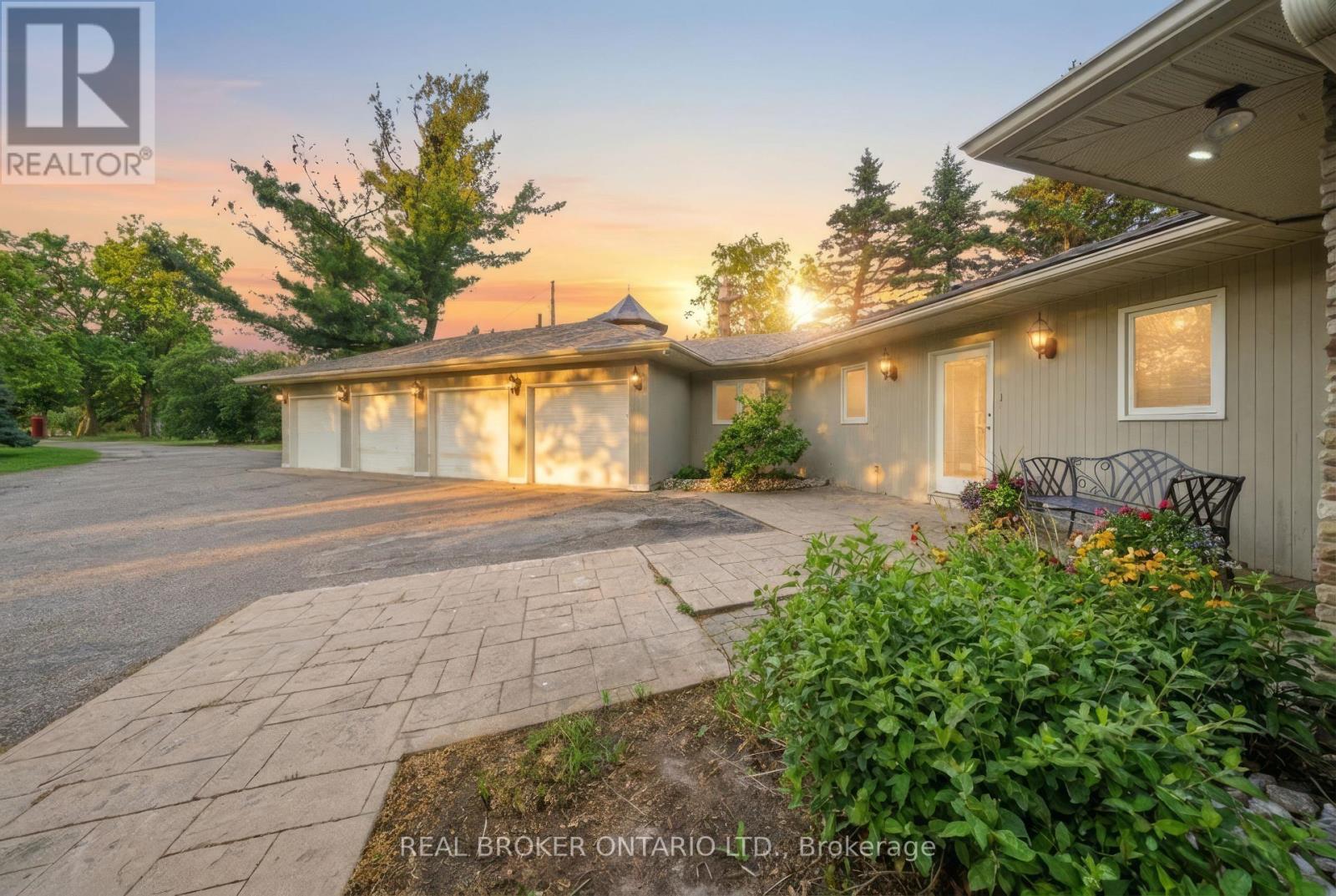 529 CONSERVATION DRIVE - 2