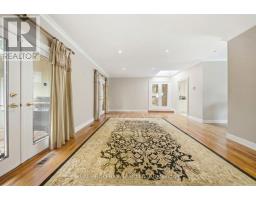 Living room - 529 Conservation Drive, Brampton, ON L6Z0C1 Photo 14
