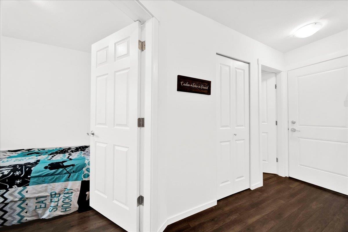 105 15340 GUILDFORD DRIVE, Surrey