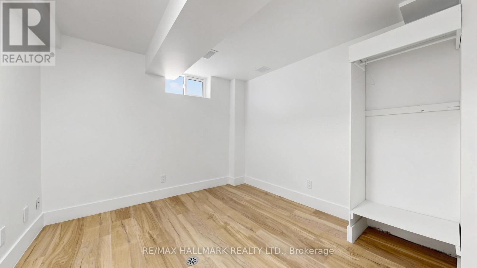 9 RUBYDALE GARDENS - 18