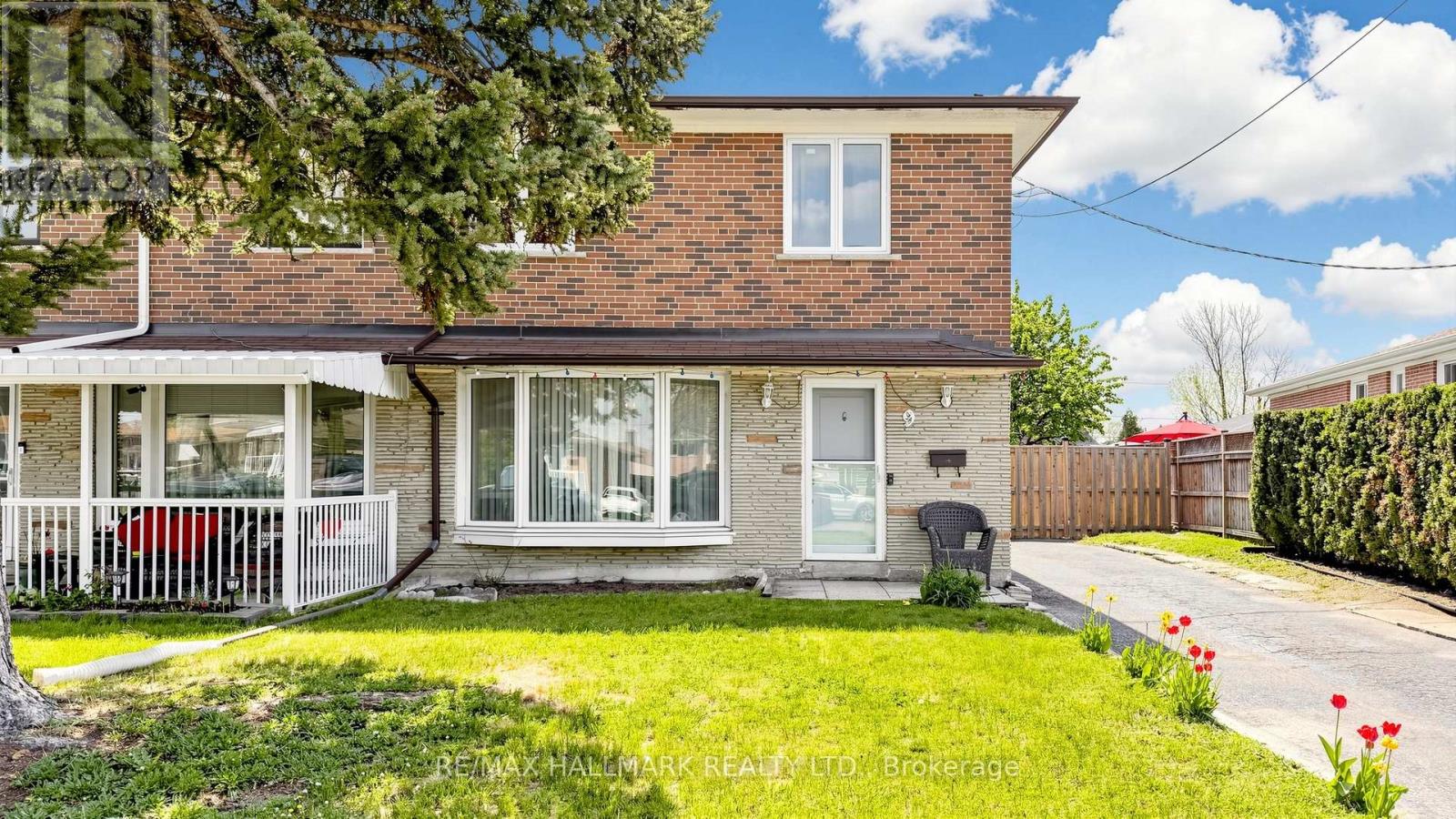 9 RUBYDALE GARDENS - Image 2