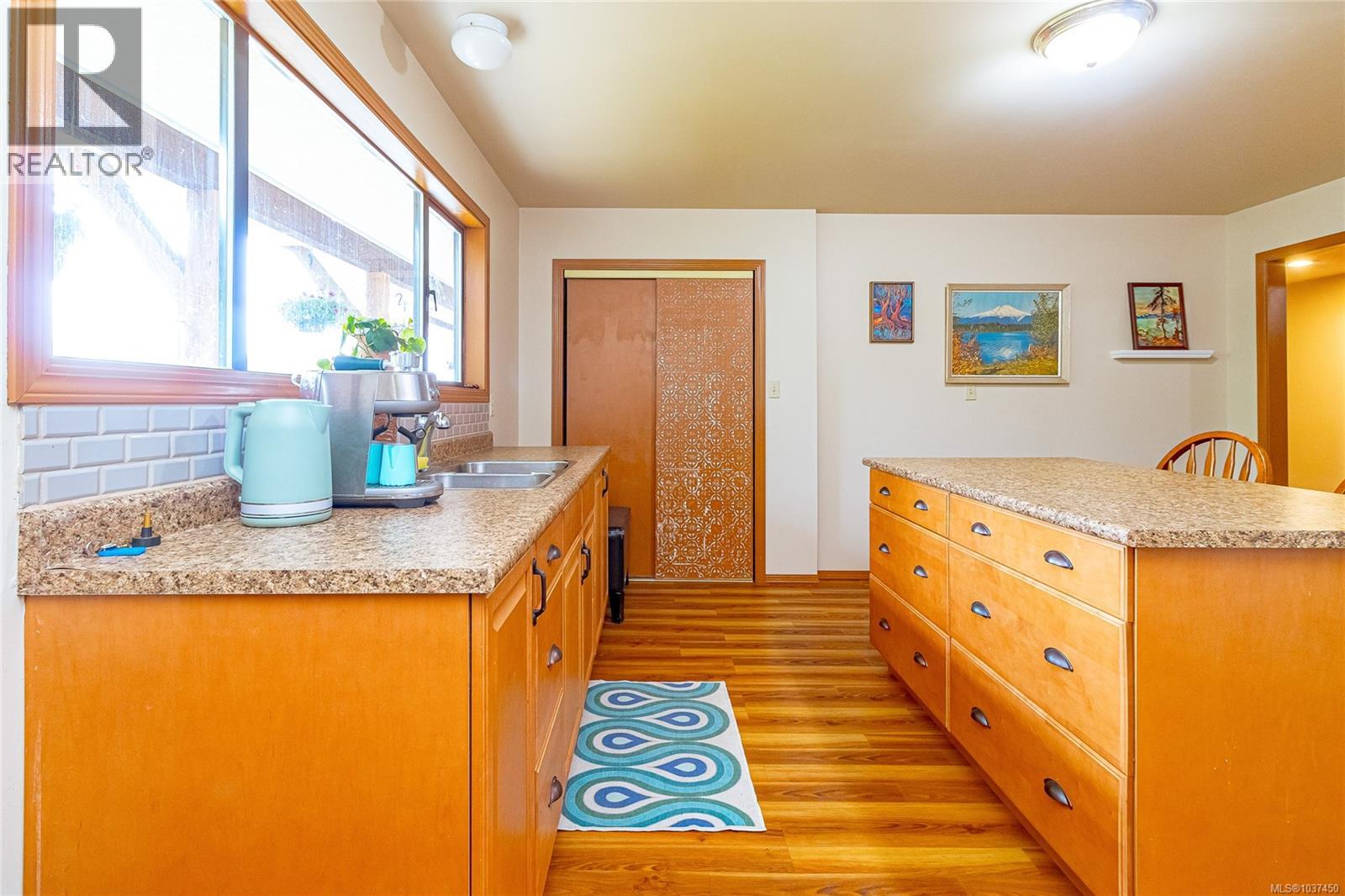 5 Highbank Rd - 35