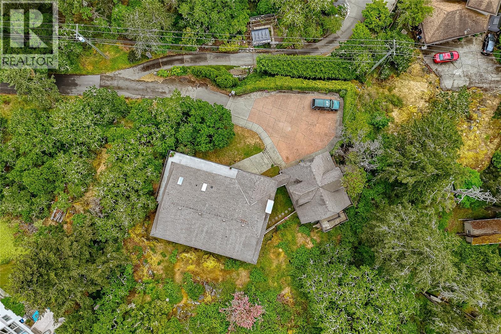 5 Highbank Rd - 54