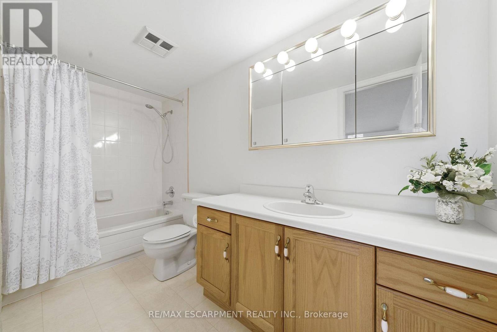 #303 416 LIMERIDGE ROAD - 20