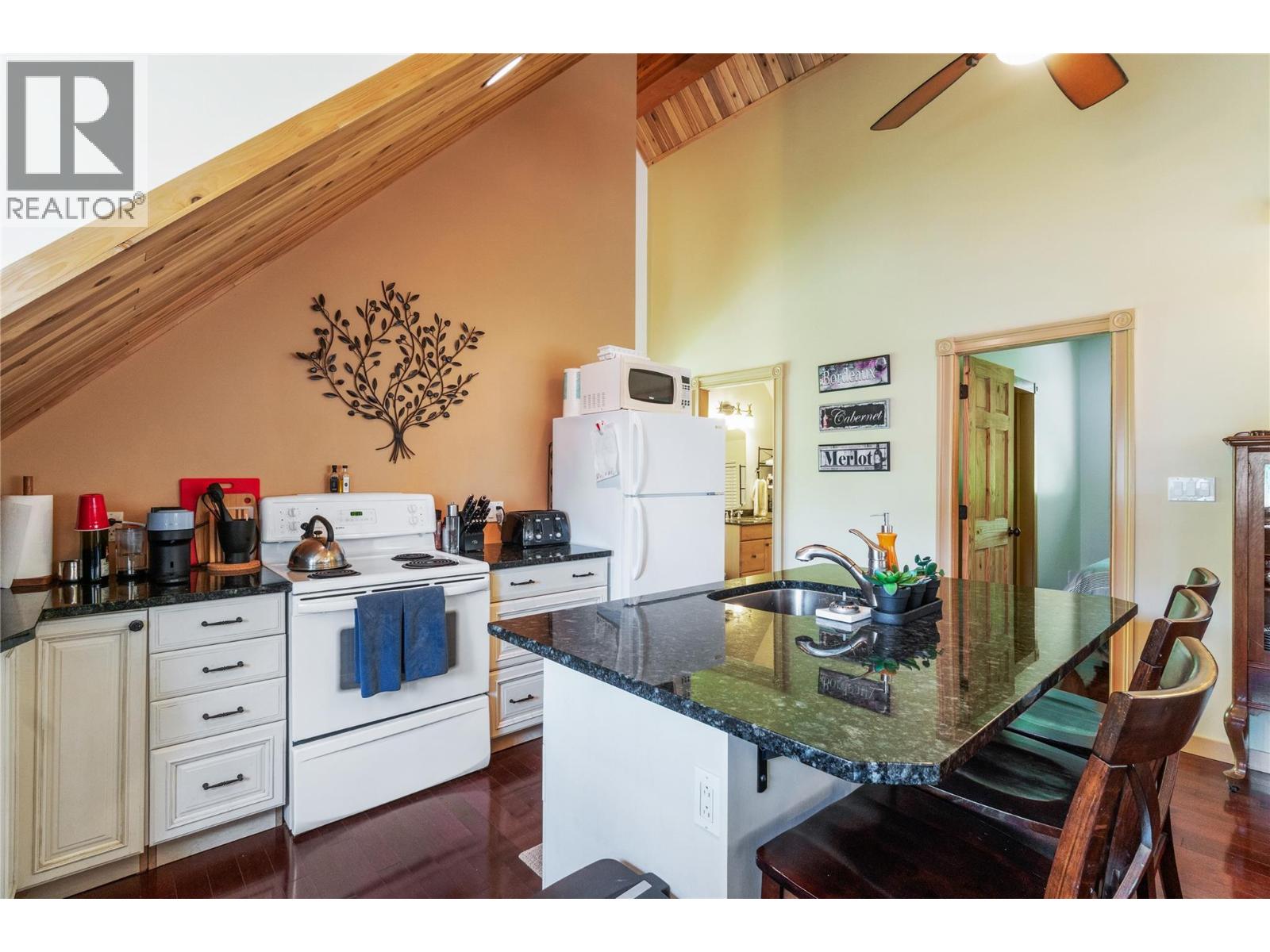 #20 2900 Rawson Road - 30