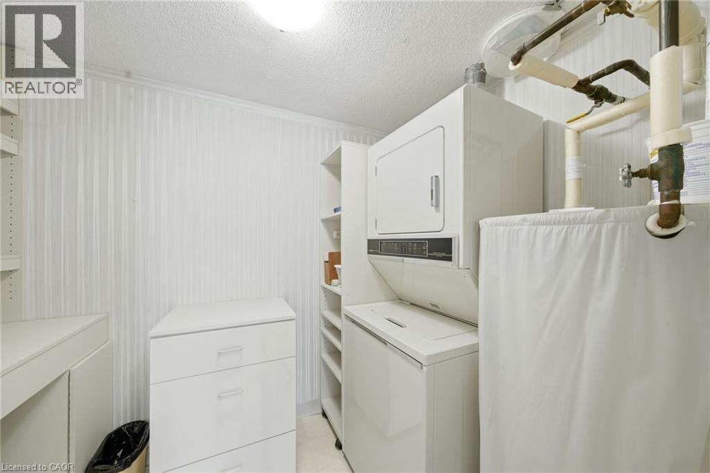 416 LIMERIDGE Road E Unit# 303, Hamilton, Ontario, L9A2S7 — Photo 12